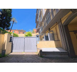 Casa Pontano | Appartamento con Parcheggio e Giardino a Napoli