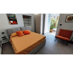 Casa Pontano | Appartamento con Parcheggio e Giardino a Napoli