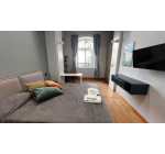 Casa Pontano | Appartamento con Parcheggio e Giardino a Napoli